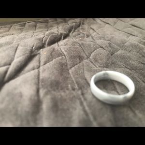 Silver marbled silicone wedding ring